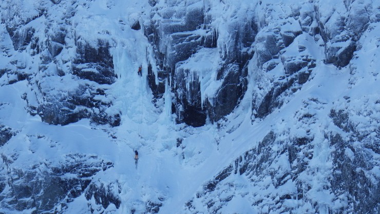 Climbers on Stand and Deliver, Aonach Beag