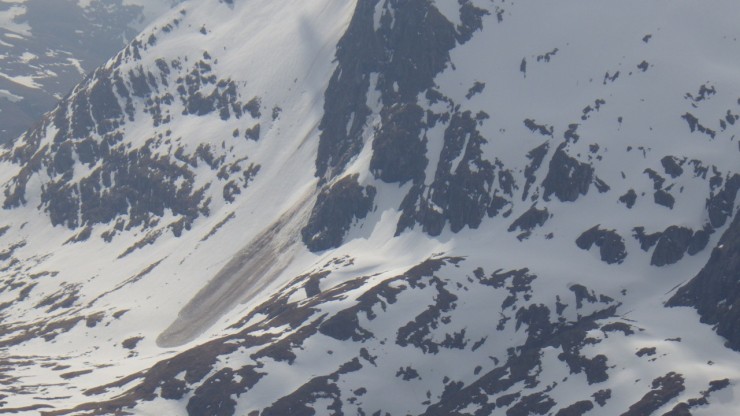 A recent full depth avalanche on Stob Coire Bhealaich. 