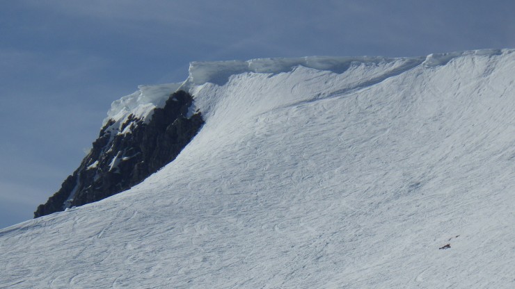 Large cornices remain in places, these at the North end of the Coire an Lochan crags on Aonach Mor. 