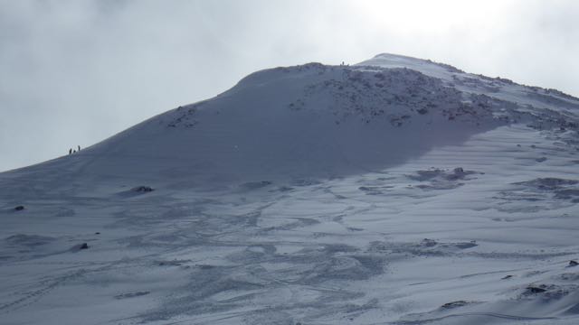 Fresh snow on the end of the Nid area, Aonach Mor at around 750m