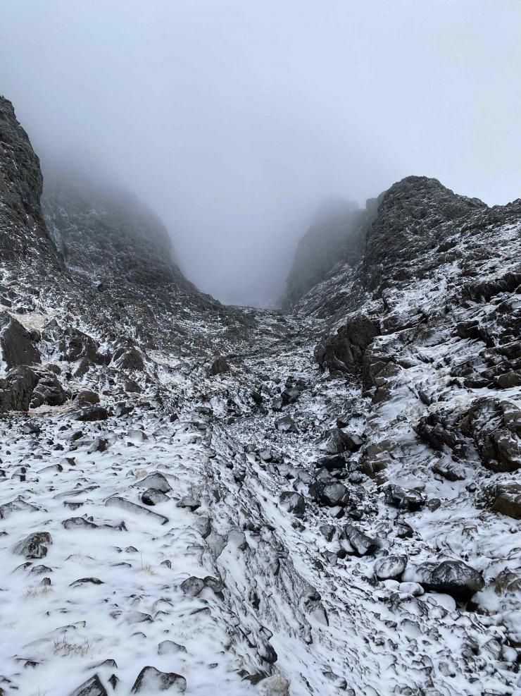 Looking up Observatory Gully.